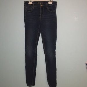 Decree jeans size five used in great condition